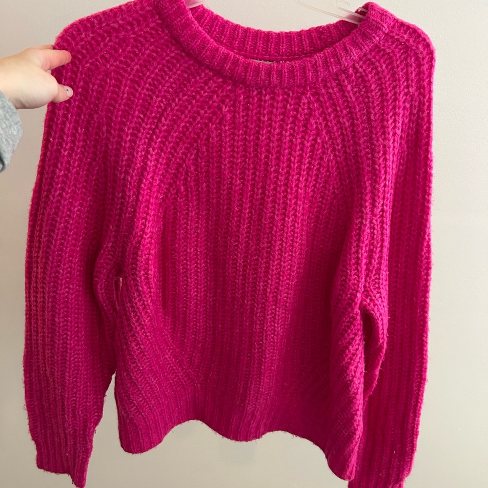 Women's Pink Sweater